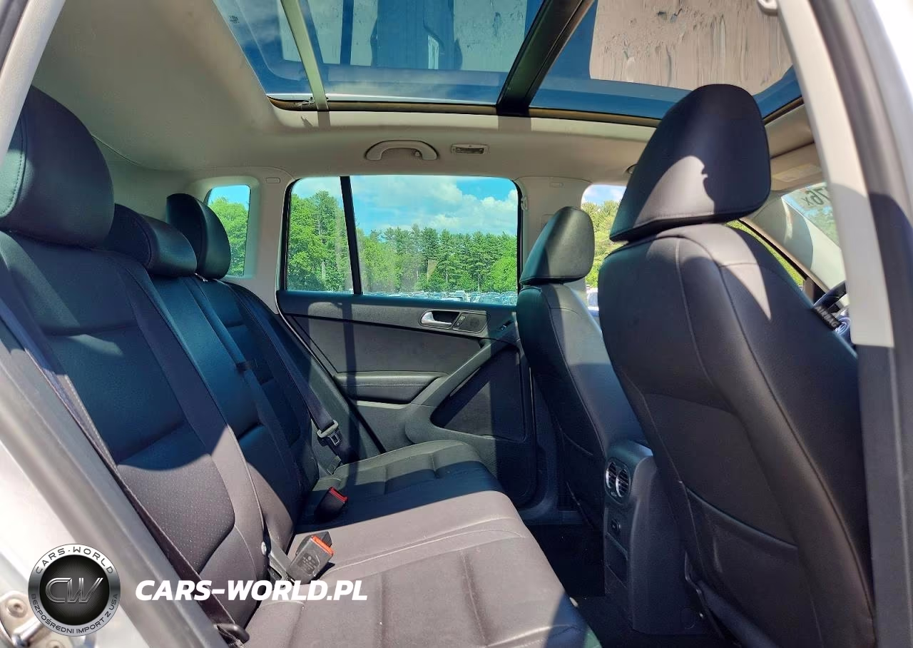 2012 Volkswagen Tiguan VIN:WVGAV7AX7CW534779 - 11