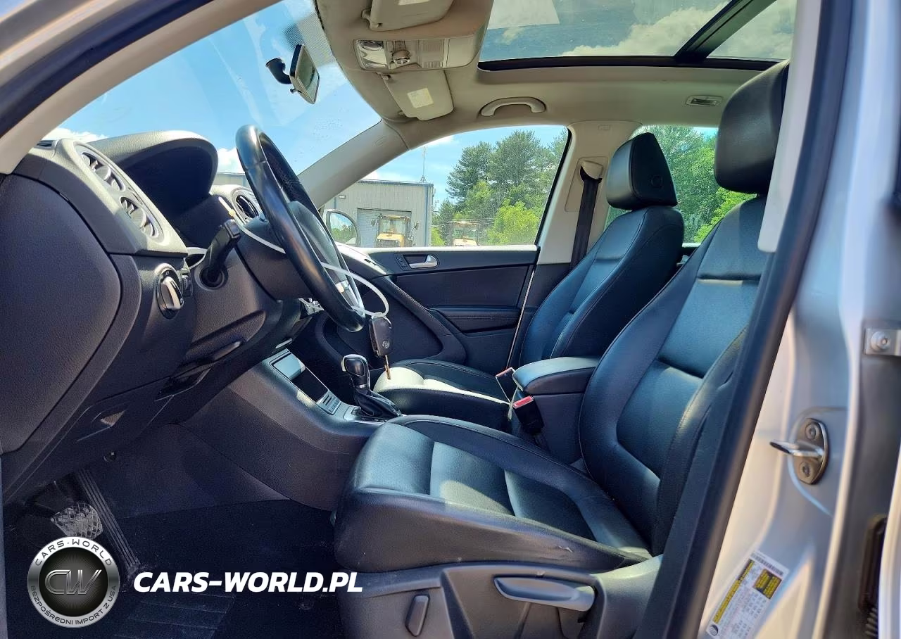 2012 Volkswagen Tiguan VIN:WVGAV7AX7CW534779 - 7