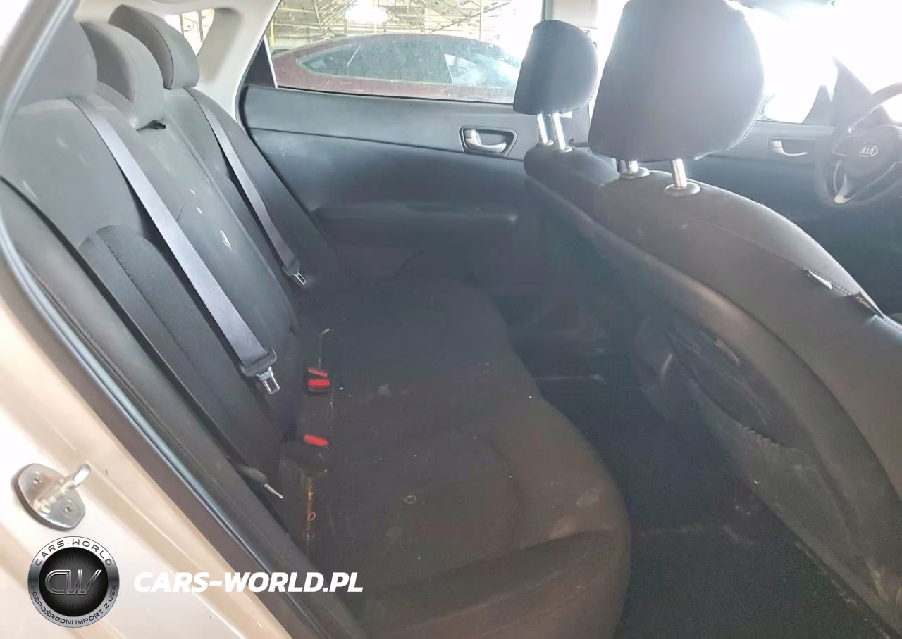 2018 Kia Optima Lx VIN:KNAGT4L33J5216509 - 10