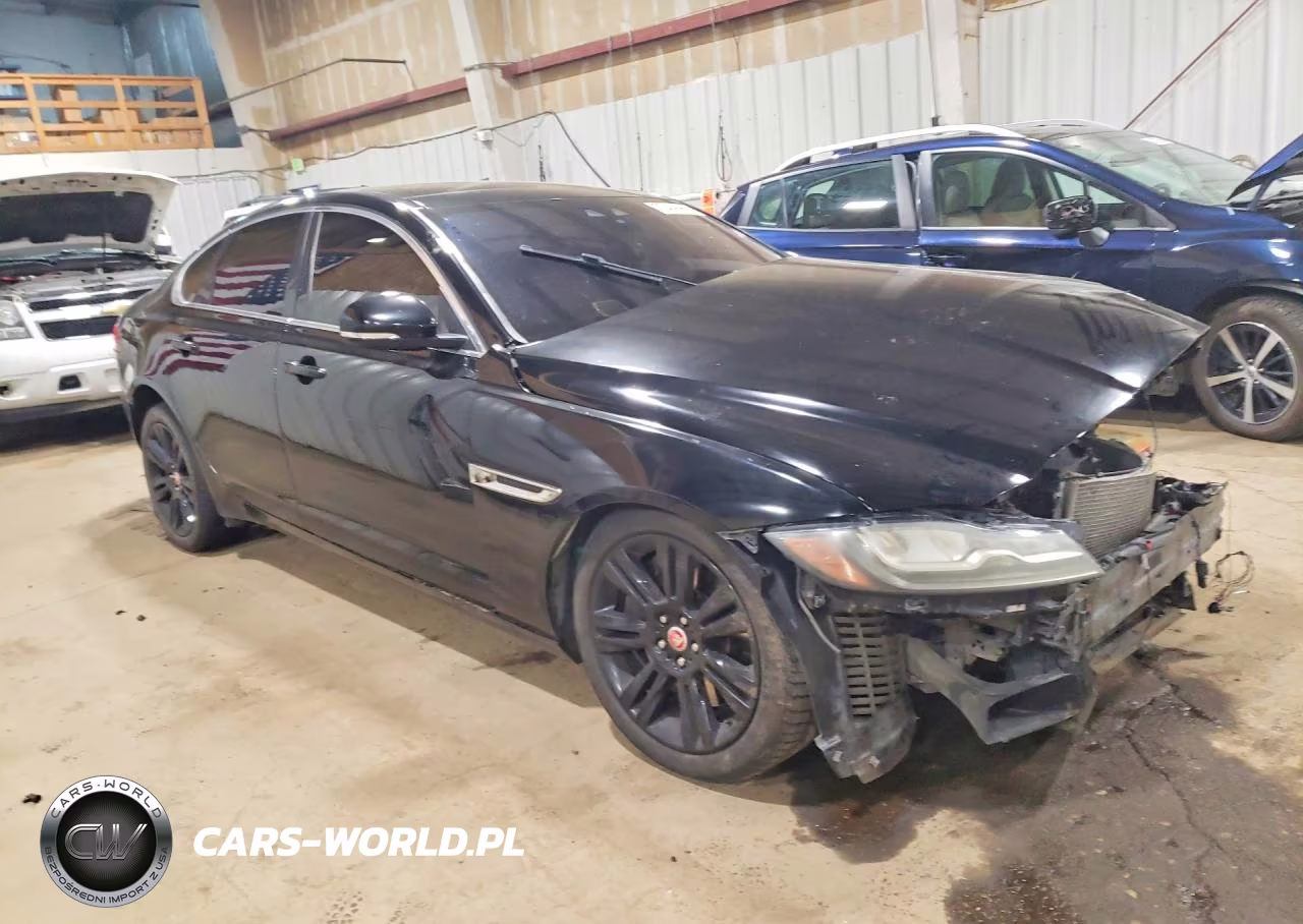 2017 Jaguar Xf Premium VIN:SAJBJ4BV1HCY46655 - 4
