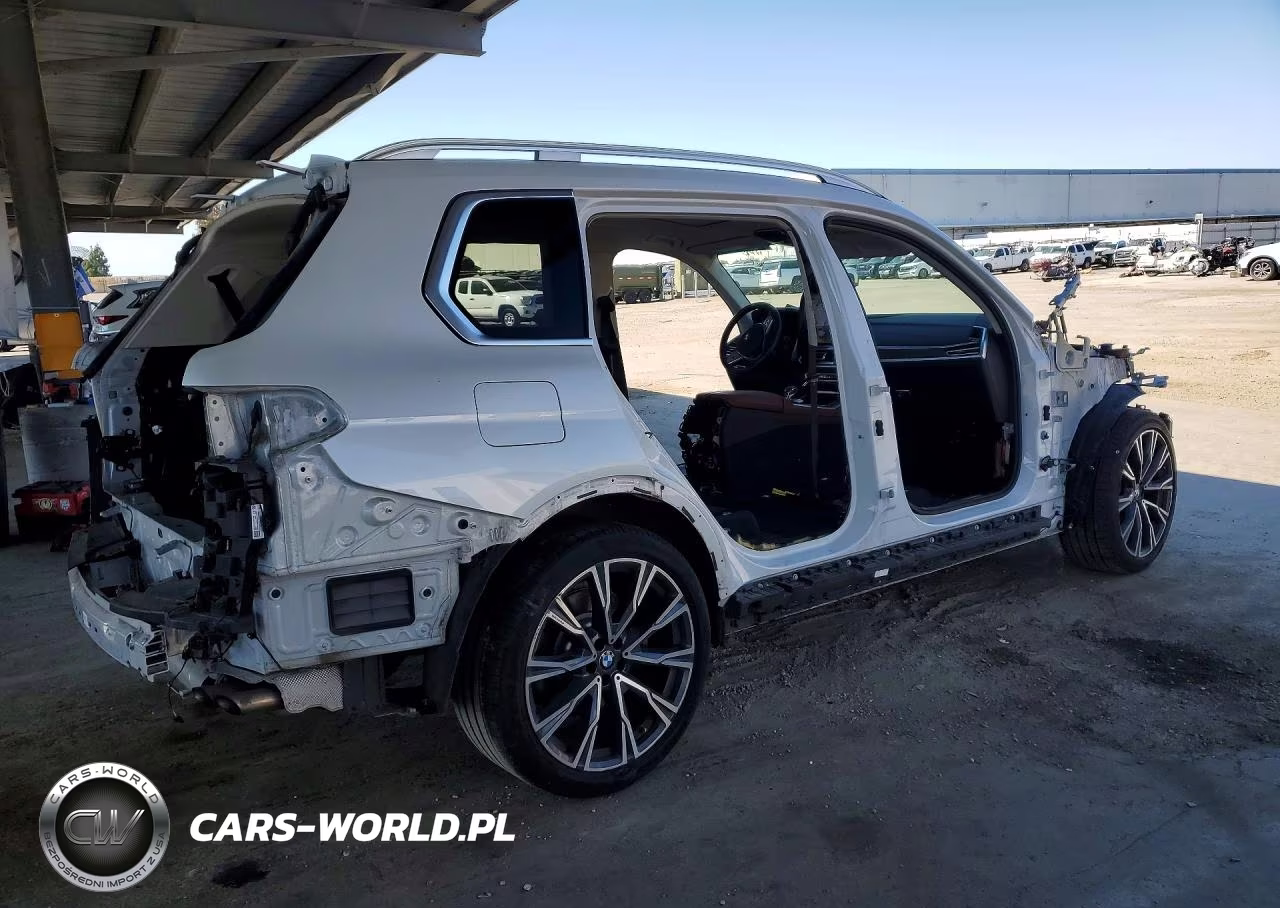2019 BMW X7 xDrive50I VIN:5UXCX4C51KLS38382 - 3