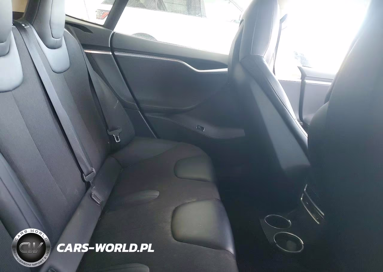 2015 Tesla Model S VIN:5YJSA1E28FF109287 - 10