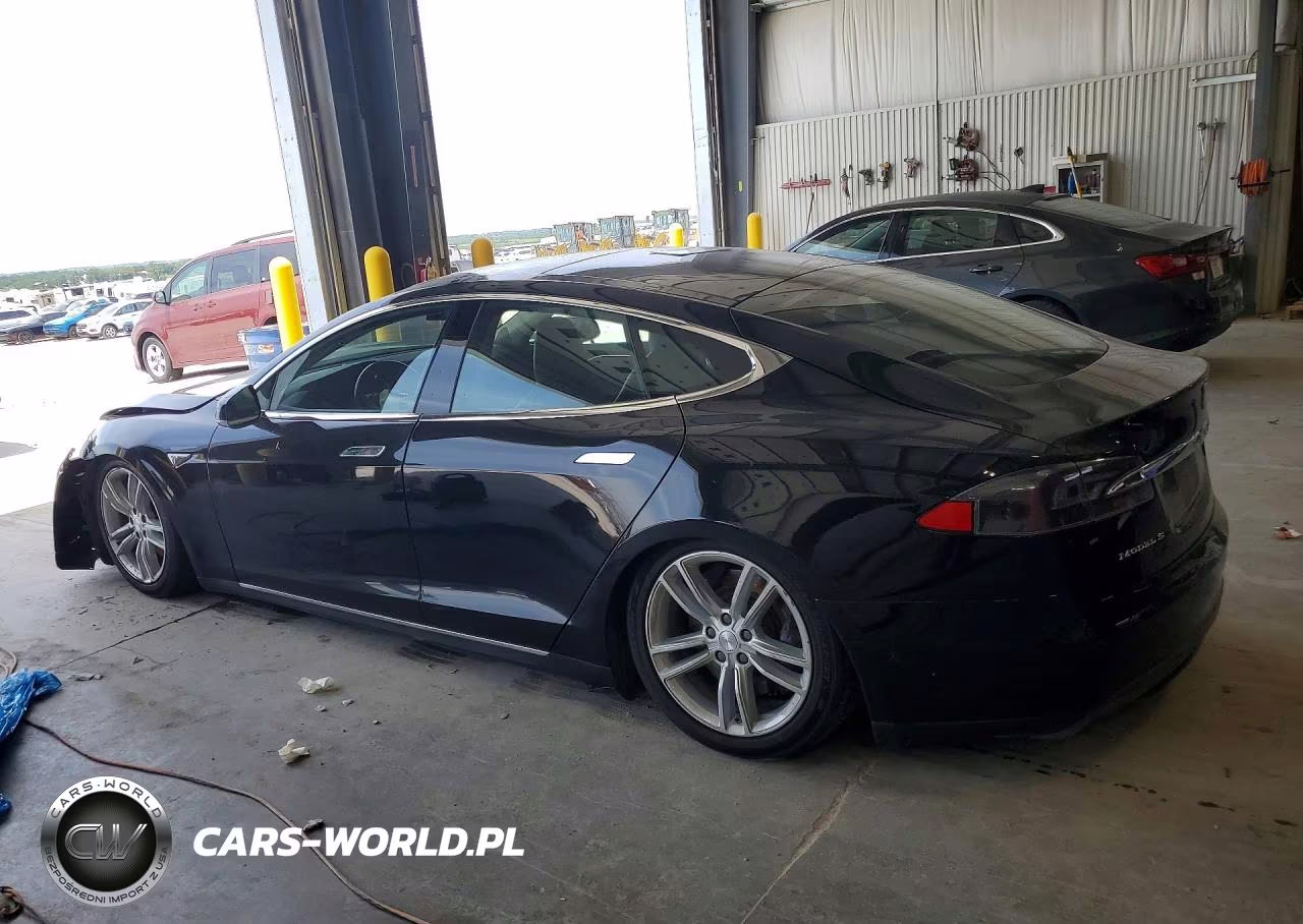 2015 Tesla Model S VIN:5YJSA1E28FF109287 - 2