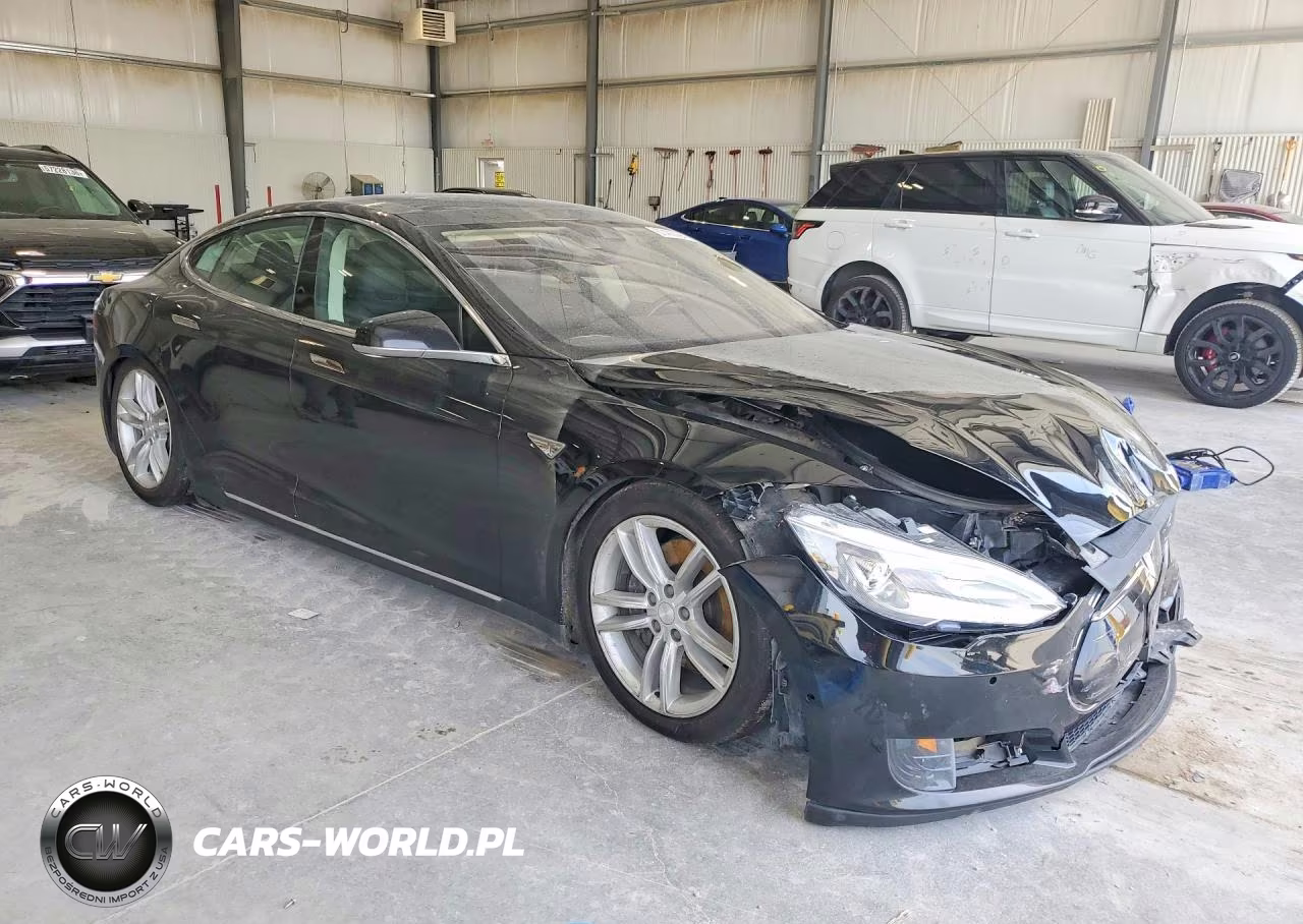 2015 Tesla Model S VIN:5YJSA1E28FF109287 - 4