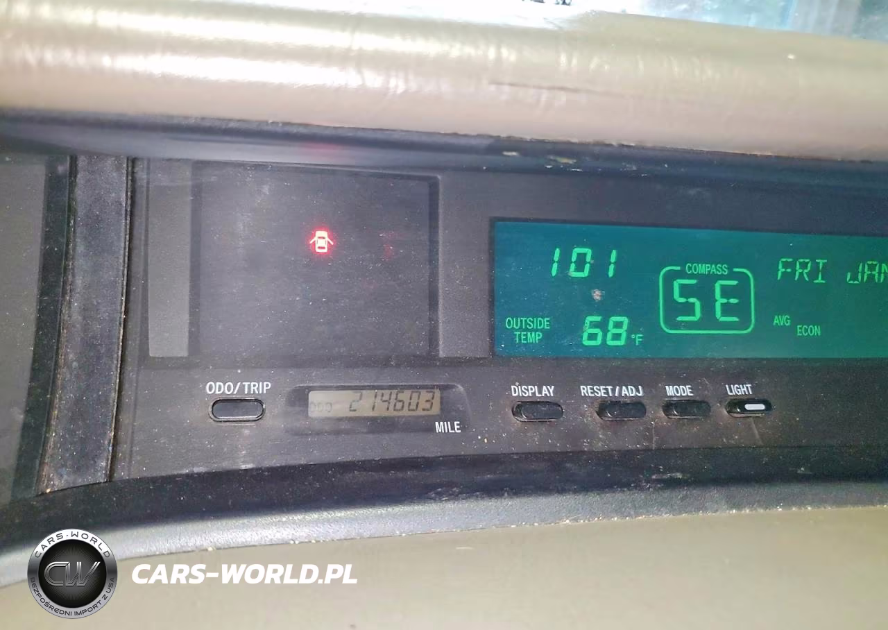2000 Toyota Avalon Xls VIN:4T1BF28B7YU067915 - 9