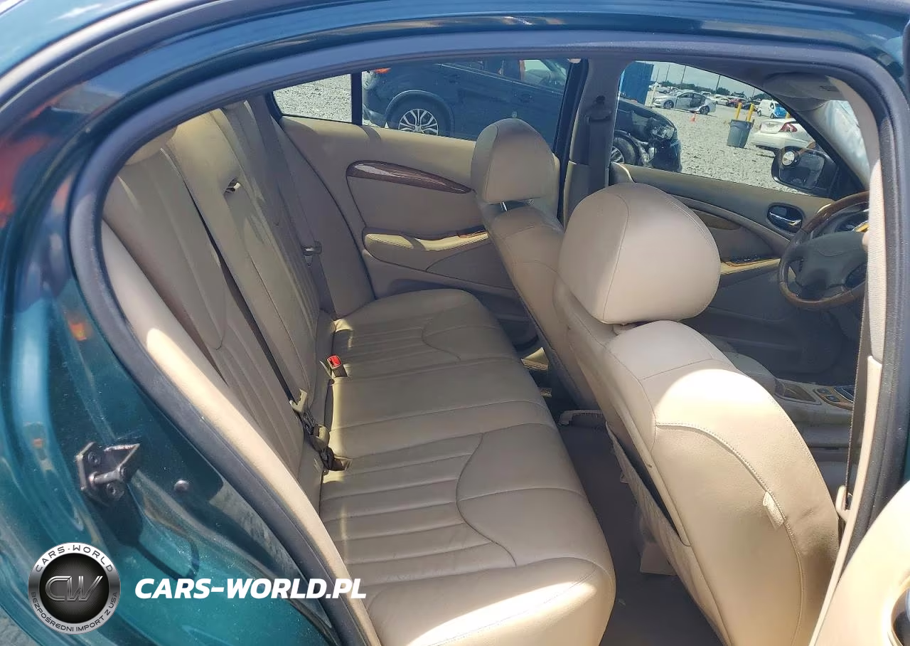 2000 Jaguar S-Type VIN:SAJDA01C1YFL54756 - 10
