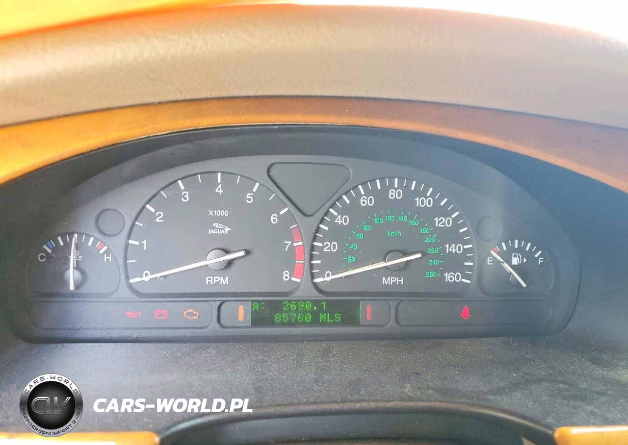 2000 Jaguar S-Type VIN:SAJDA01C1YFL54756 - 9