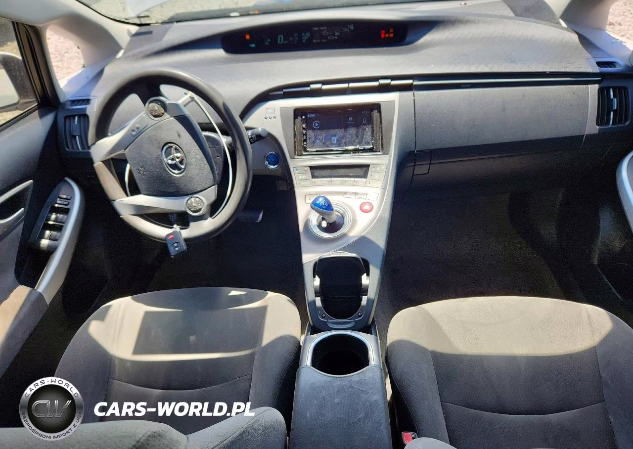 2014 Toyota Prius Two VIN:JTDKN3DU8E0384500 - 8