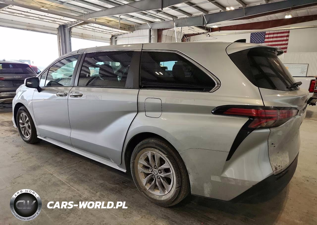 2022 Toyota Sienna Le VIN:5TDKSKFC3NS062223 - 2