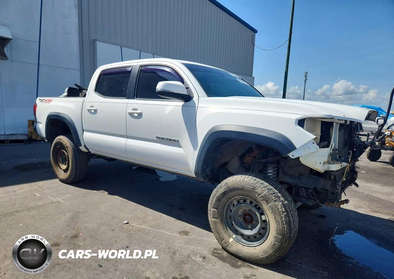 2018 Toyota Tacoma Trd Off-Road VIN:3TMCZ5AN8JM141178 - 4