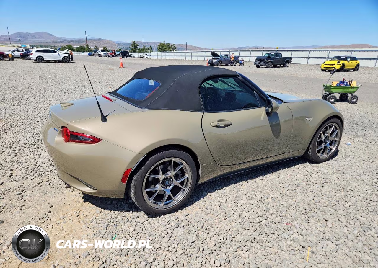 2023 Mazda Mx-5 Miata Grand Touring VIN:JM1NDAD74P0554143 - 3