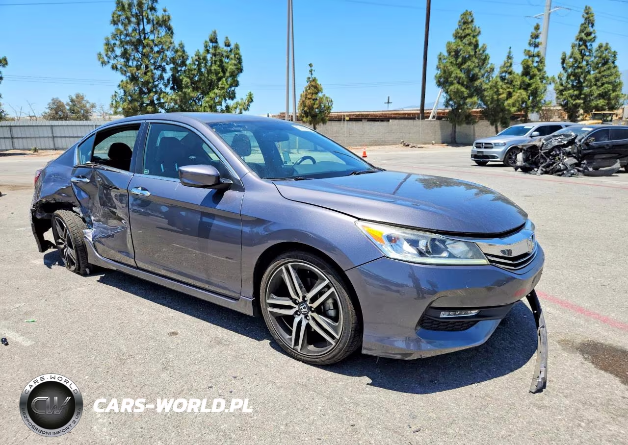 2017 Honda Accord Sport VIN:1HGCR2F52HA225769 - 4