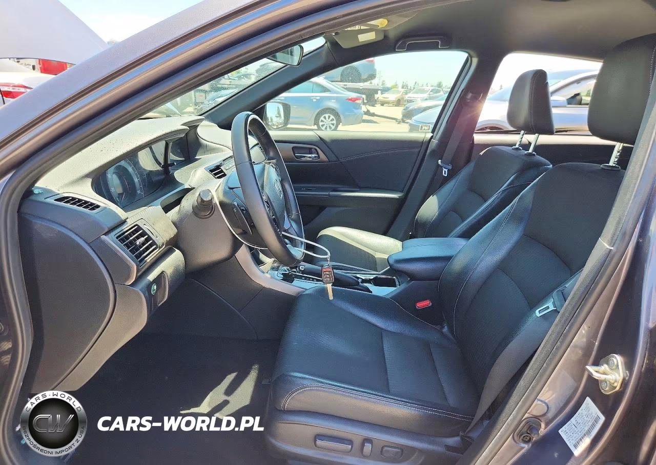 2017 Honda Accord Sport VIN:1HGCR2F52HA225769 - 7
