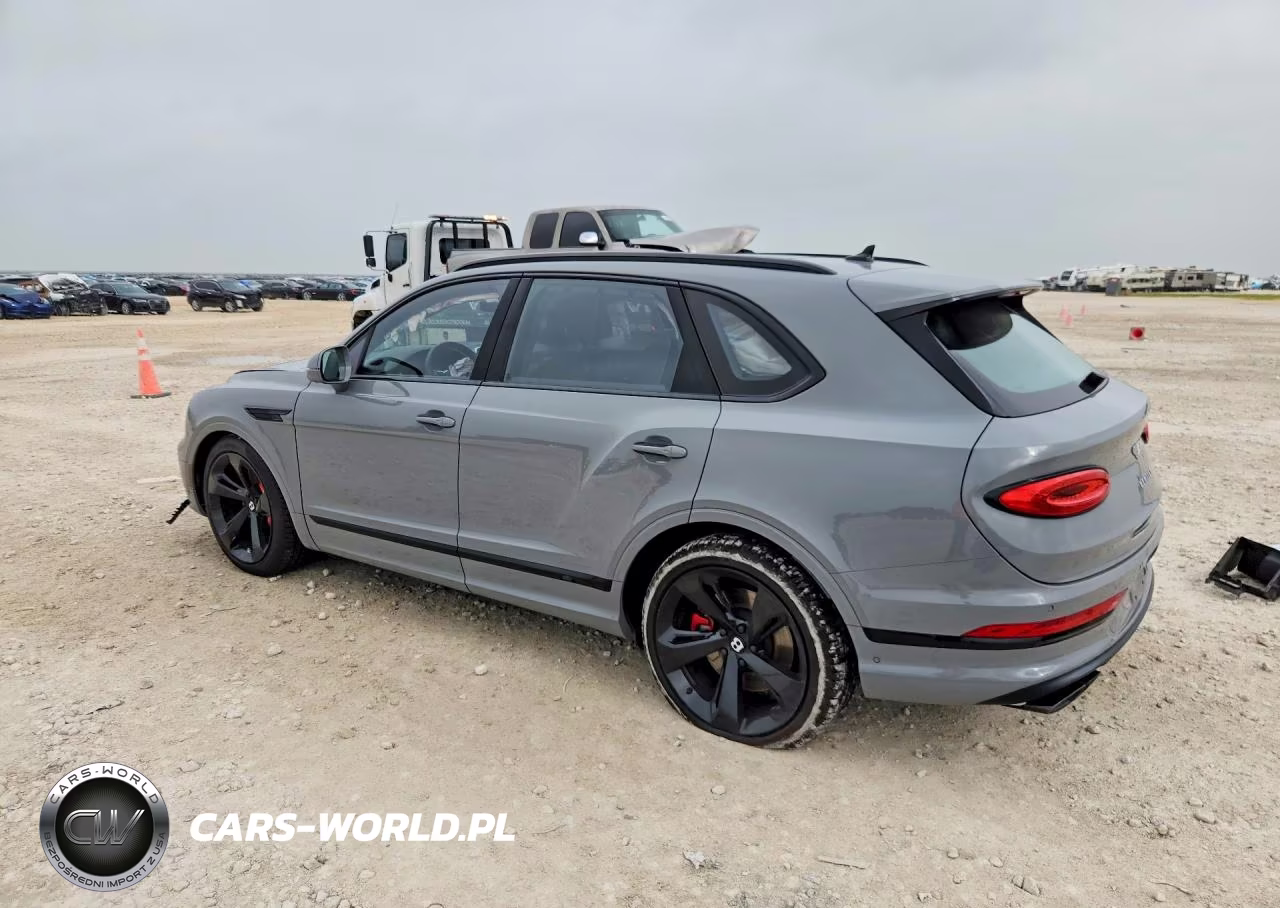 2023 Bentley Bentayga VIN:SJAAT2ZV5PC023743 - 2
