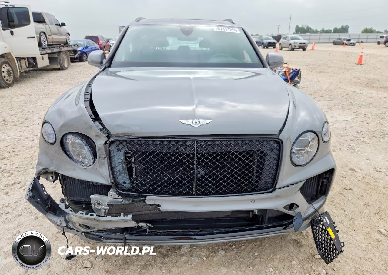 2023 Bentley Bentayga VIN:SJAAT2ZV5PC023743 - 5