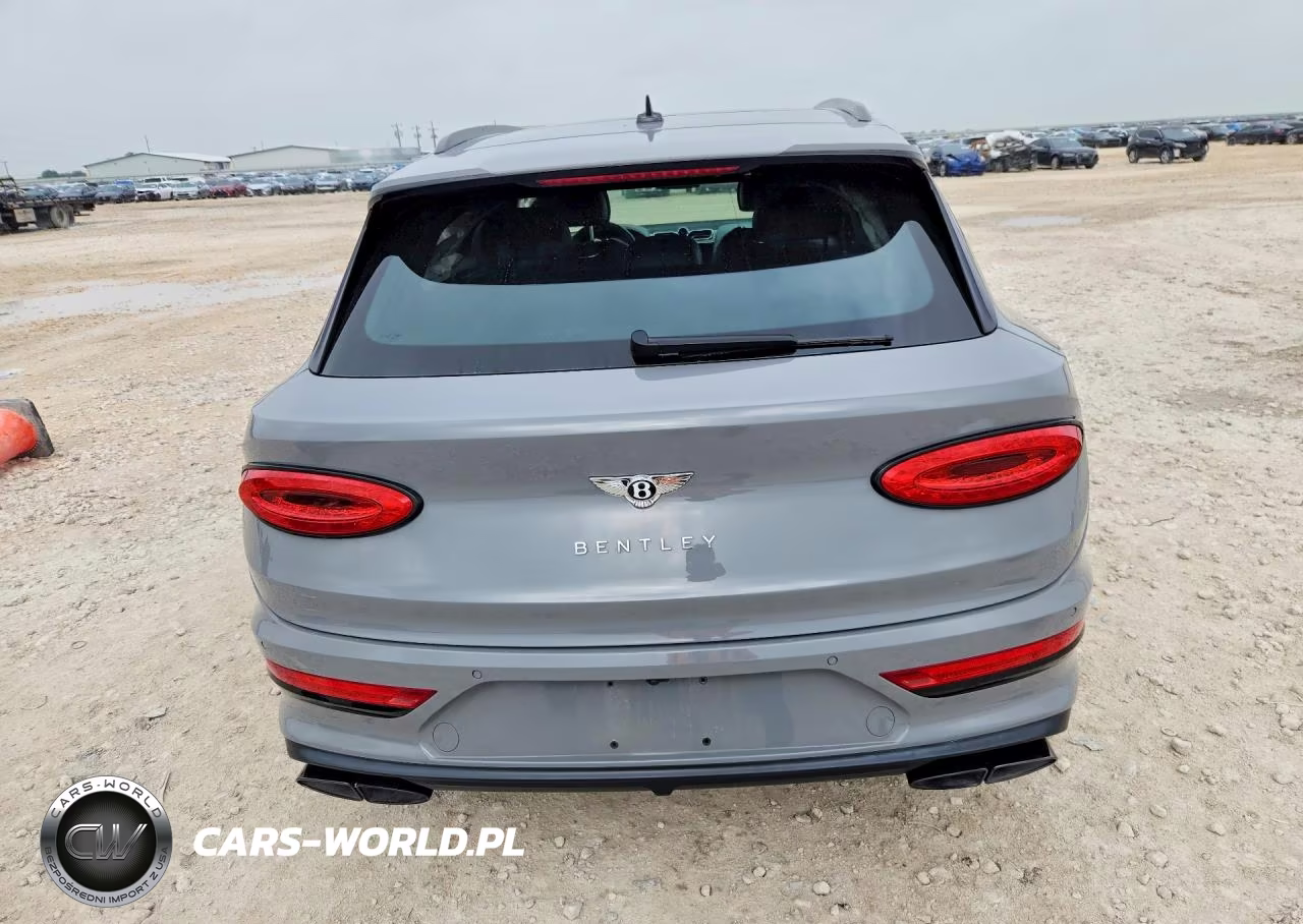2023 Bentley Bentayga VIN:SJAAT2ZV5PC023743 - 6