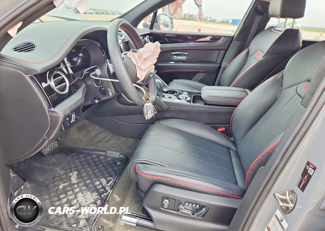 2023 Bentley Bentayga VIN:SJAAT2ZV5PC023743 - 7