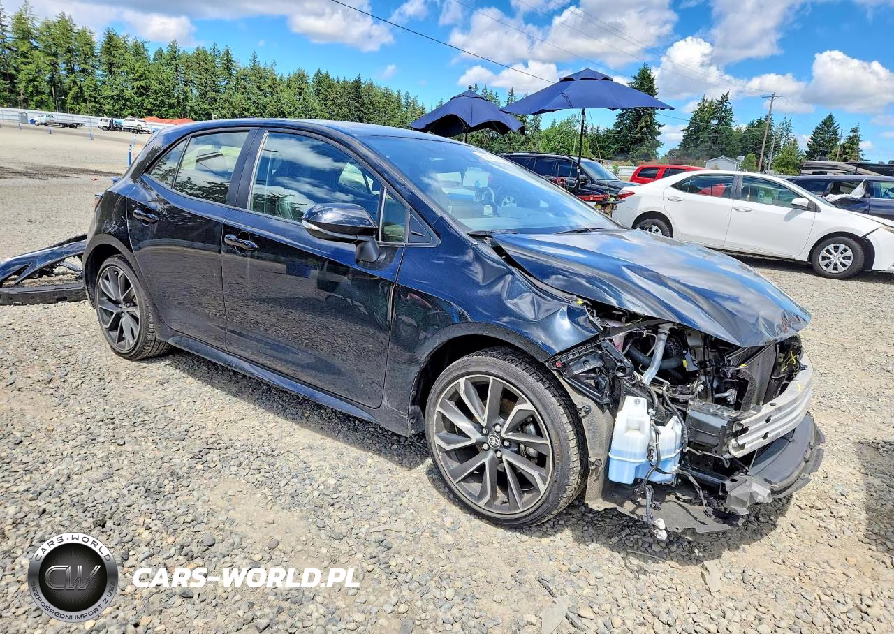 2022 Toyota Corolla Xse VIN:JTNA4MBE8N3189703 - 4