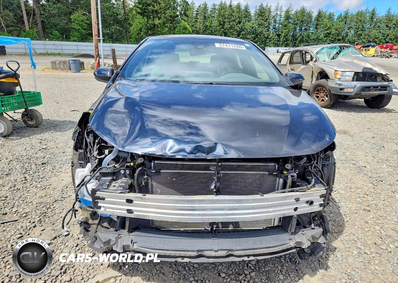 2022 Toyota Corolla Xse VIN:JTNA4MBE8N3189703 - 5