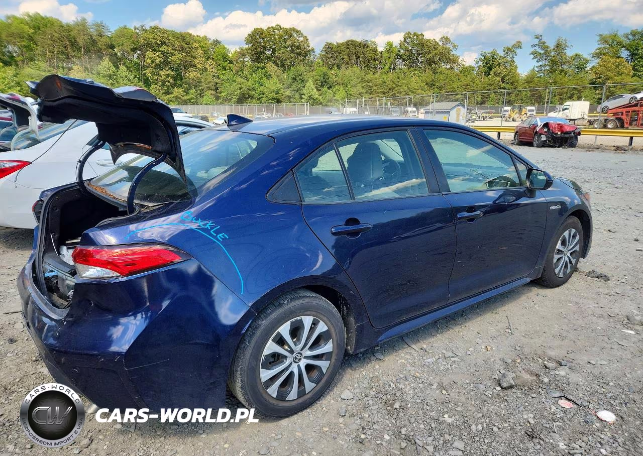 2020 Toyota Corolla Le VIN:JTDEBRBE1LJ009429 - 3