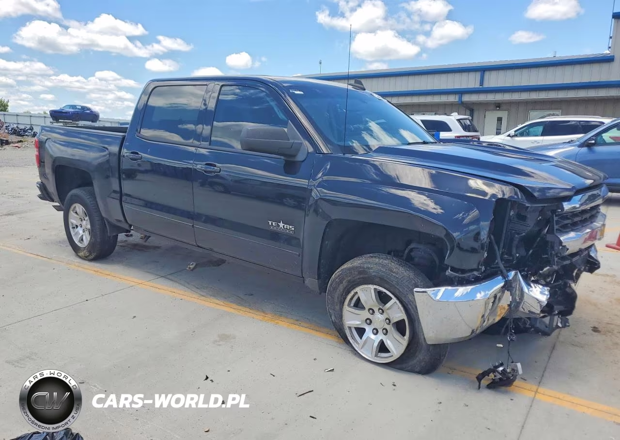 2018 Chevrolet Silverado C1500 Lt VIN:3GCPCREH6JG459880 - 4