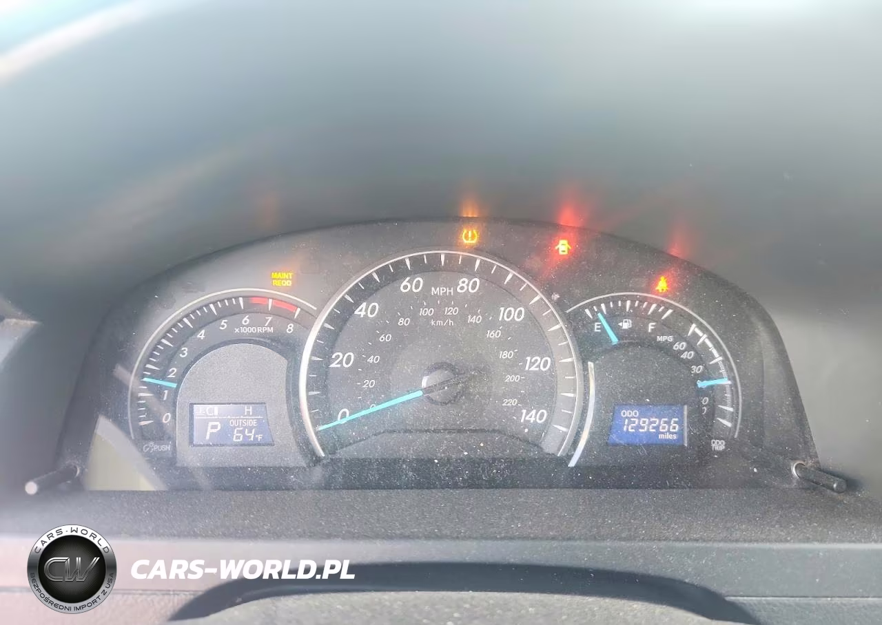2013 Toyota Camry Le VIN:4T4BF1FK5DR288815 - 9