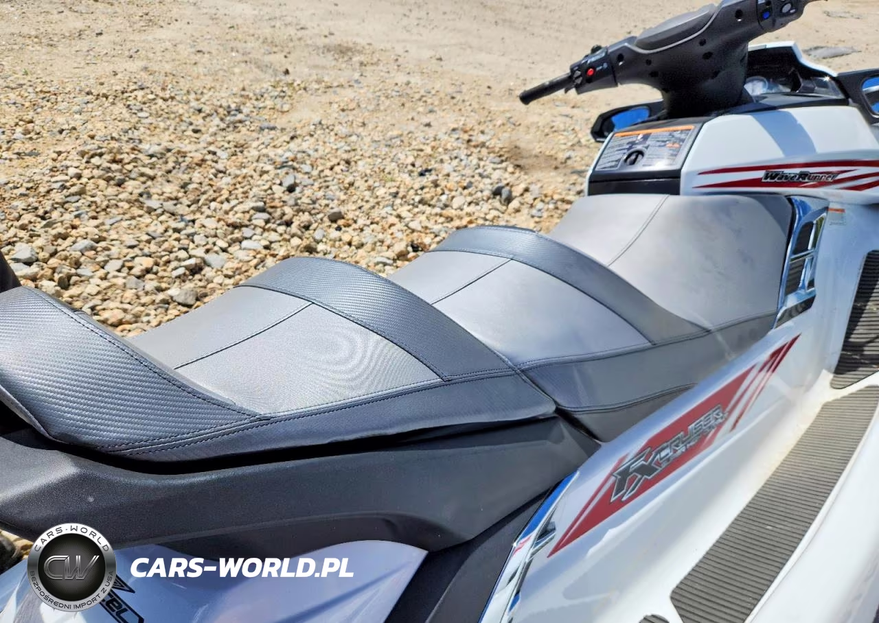2016 Yam Jet Ski VIN:YAMA1061D616 - 6