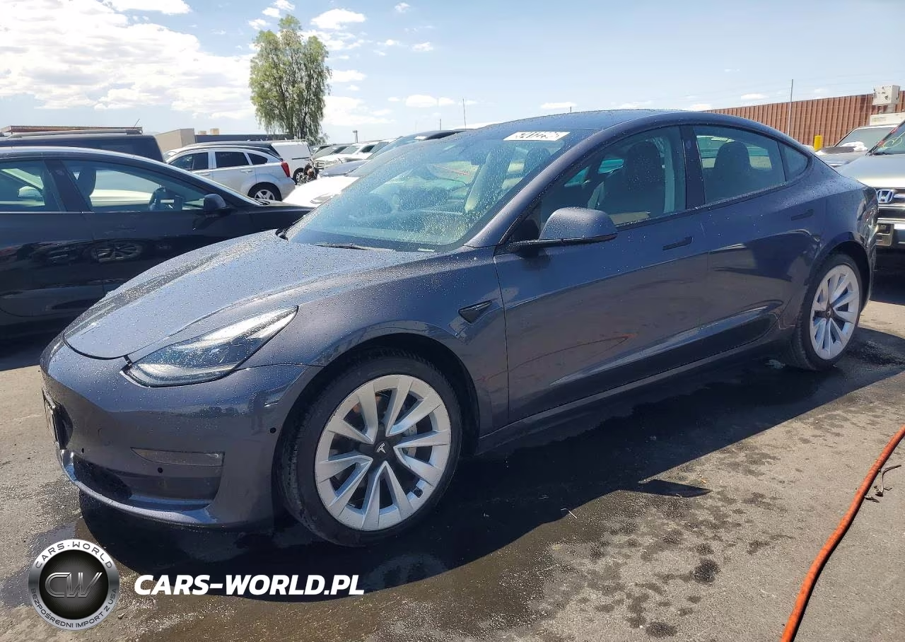 2022 Tesla Model 3 – zdjęcie 1 z 13