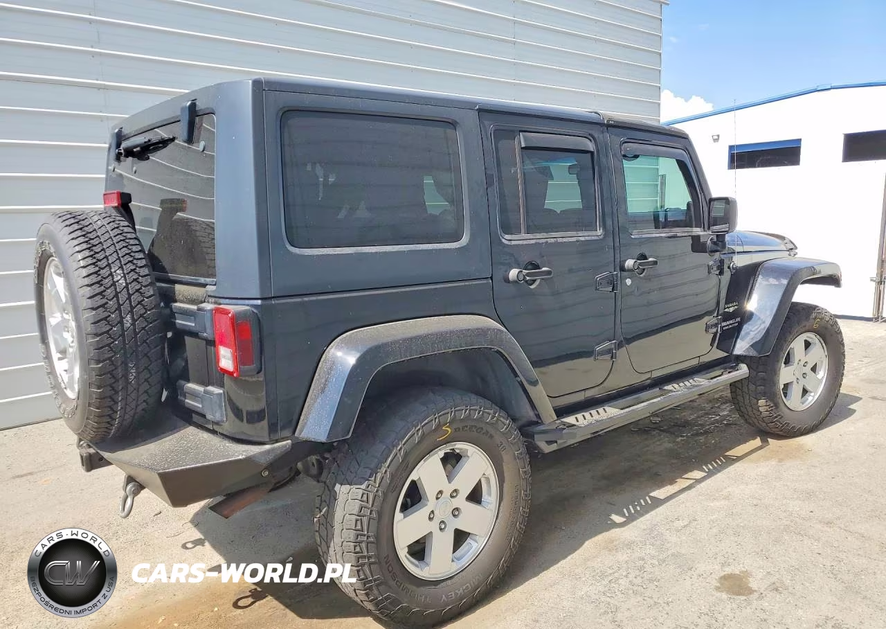 2007 Jeep Wrangler Sahara VIN:1J4GA59177L196381 - 3