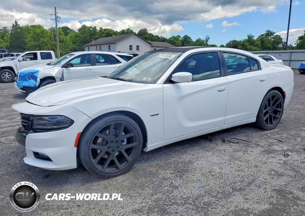 2015 Dodge Charger R – zdjęcie 1 z 13
