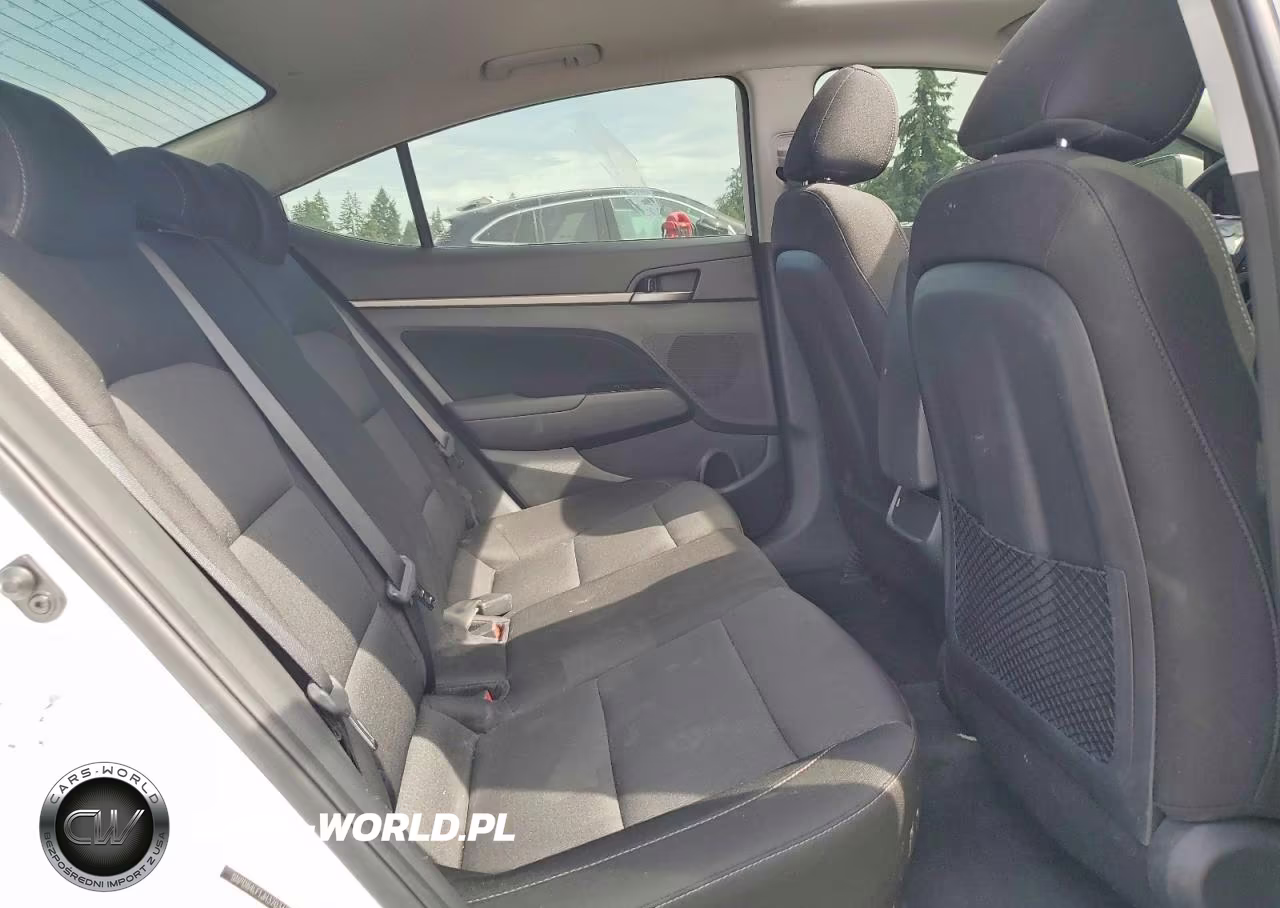 2018 Hyundai Elantra Value Edition VIN:5NPD84LF1JH370346 - 10