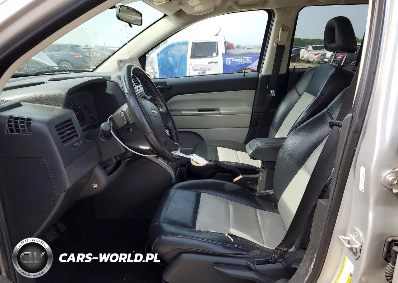 2007 Jeep Compass Limited VIN:1J8FT57W37D196522 - 7