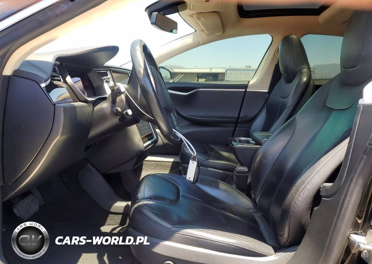 2015 Tesla Model S 70 VIN:5YJSA1S13FF100539 - 7