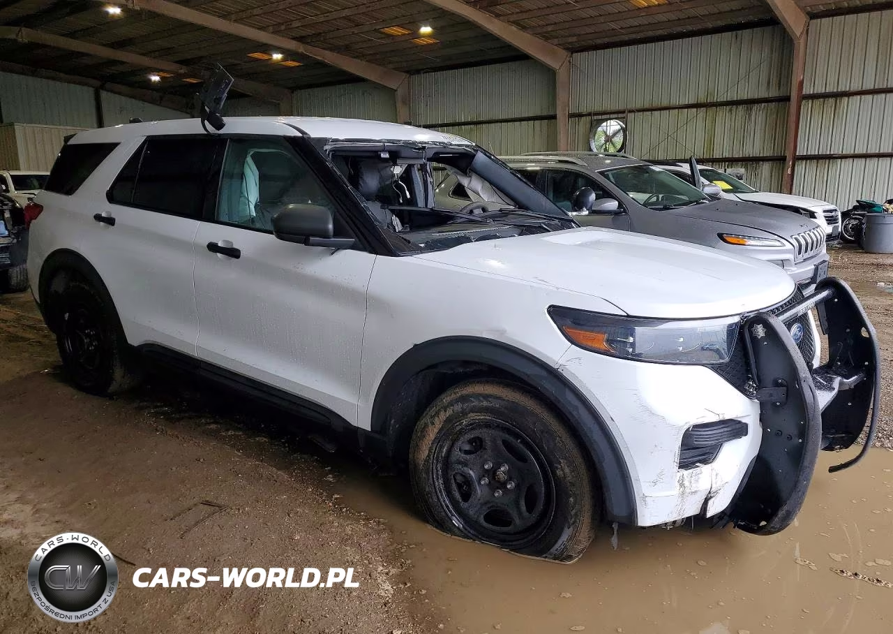 2023 Ford Explorer Police Interceptor VIN:1FM5K8AB8PGB55925 - 4