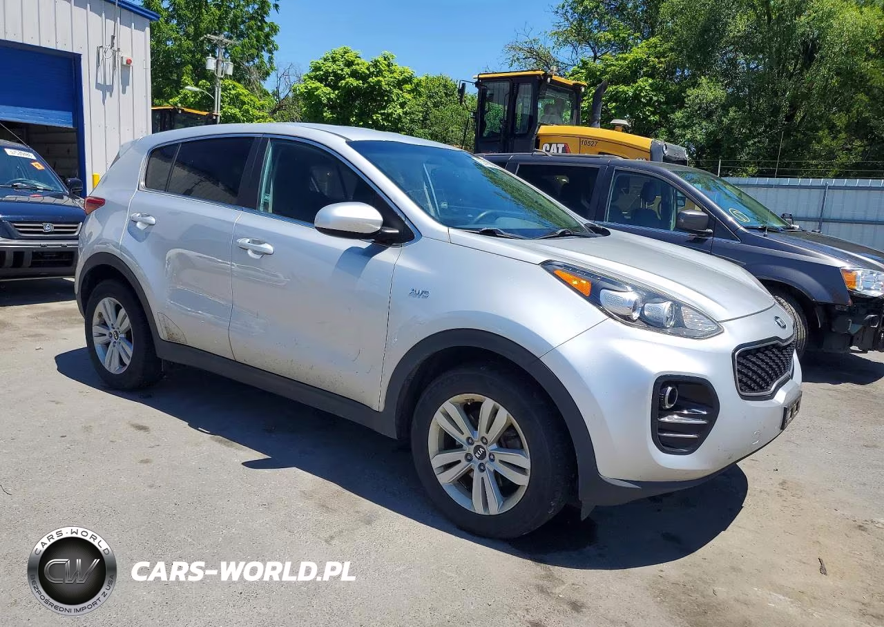 2018 Kia Sportage Lx VIN:KNDPMCAC9J7370112 - 4