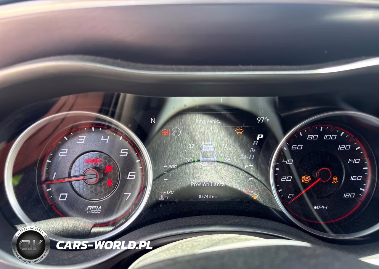 2020 Dodge Charger VIN:2C3CDXGJ9LH151755 - 9