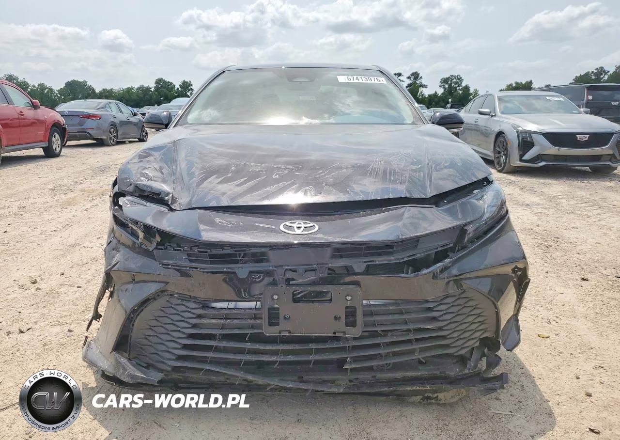 2026 Toyota Camry Xse VIN:4T1DAACKXTU663456 - 5