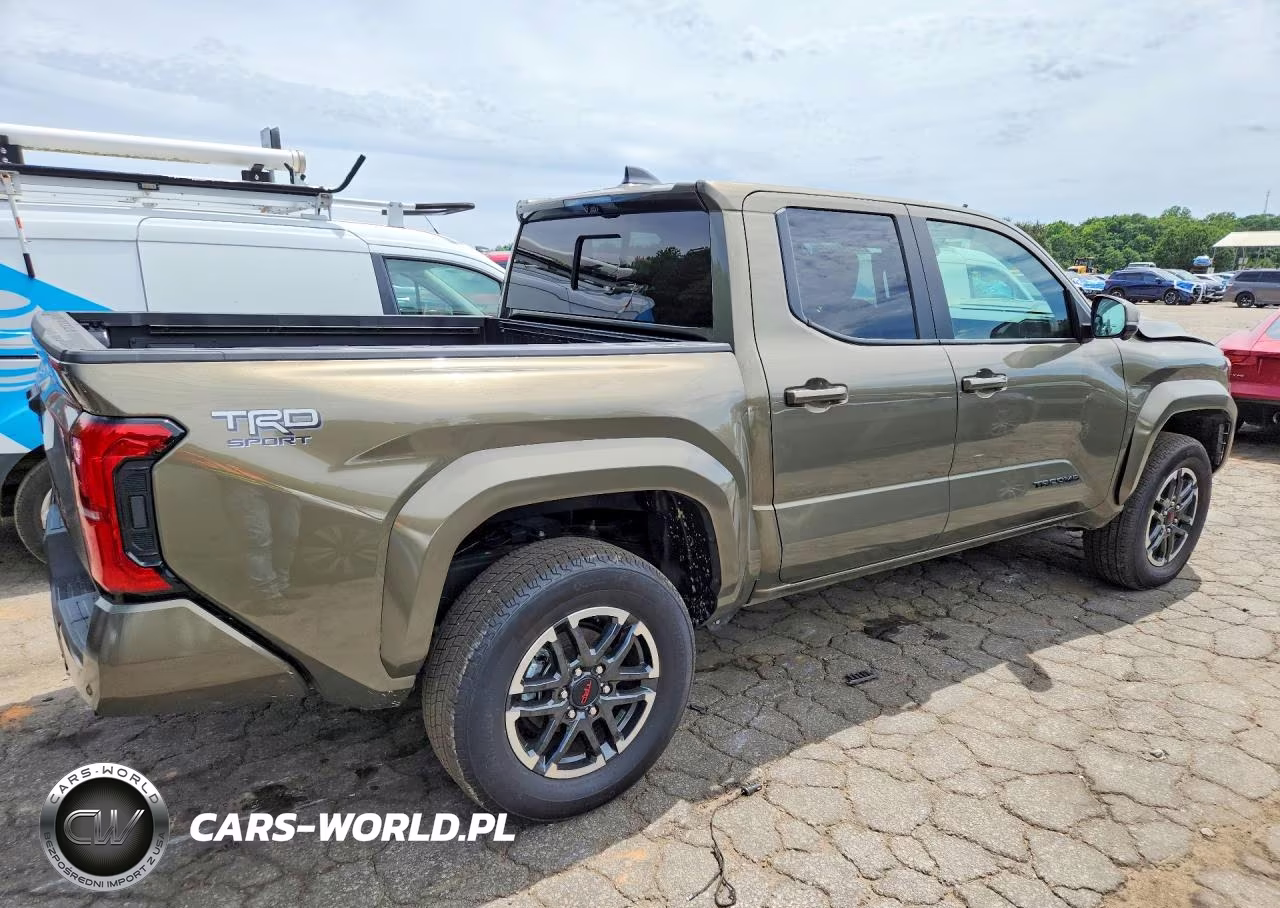2025 Toyota Tacoma Double Cab VIN:3TMLB5JN8SM126105 - 3