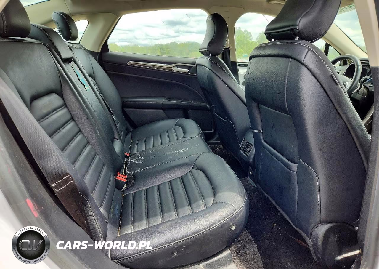 2017 Ford Fusion Se VIN:3FA6P0HD0HR394467 - 10