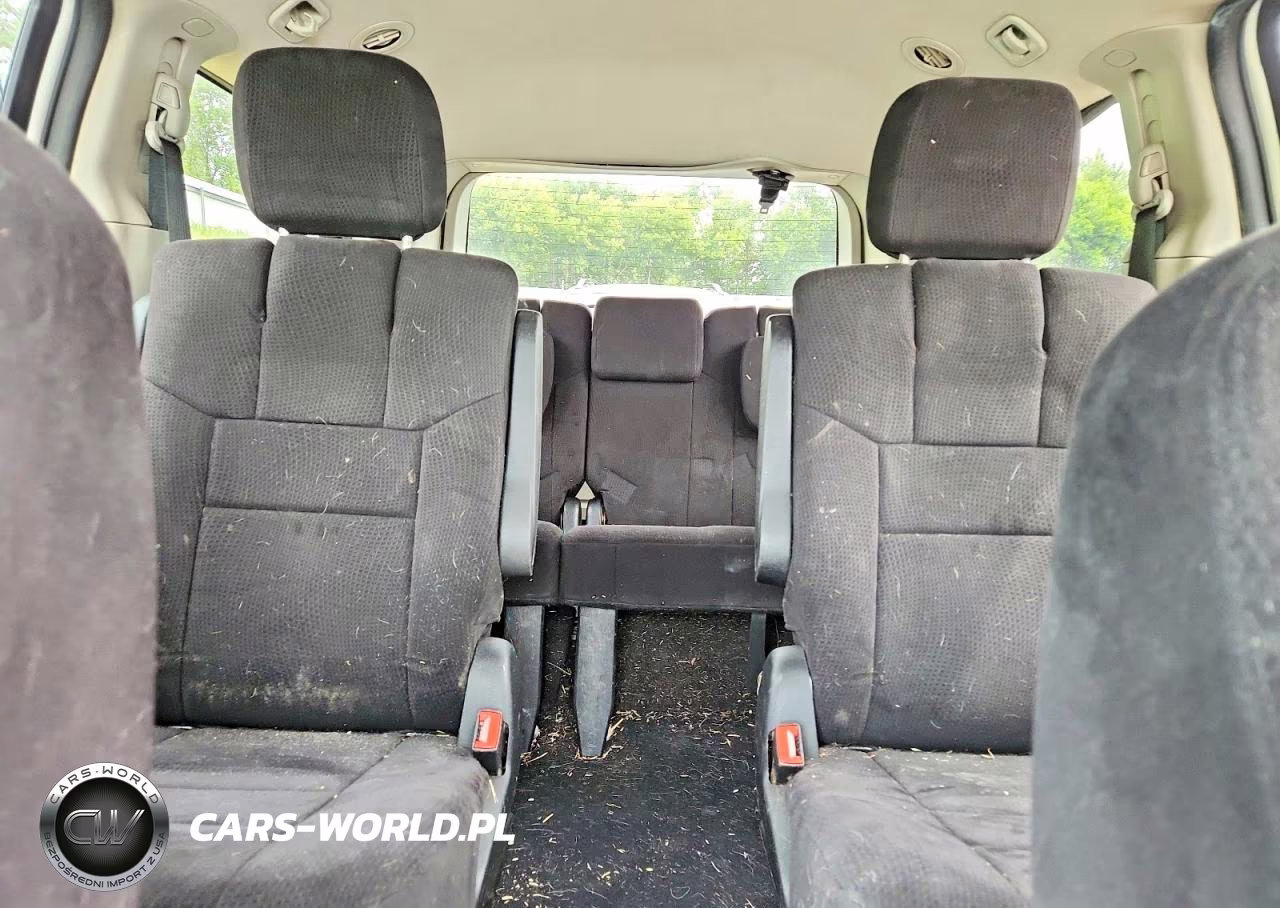 2011 Dodge Grand Caravan Express VIN:2D4RN4DG0BR662986 - 10