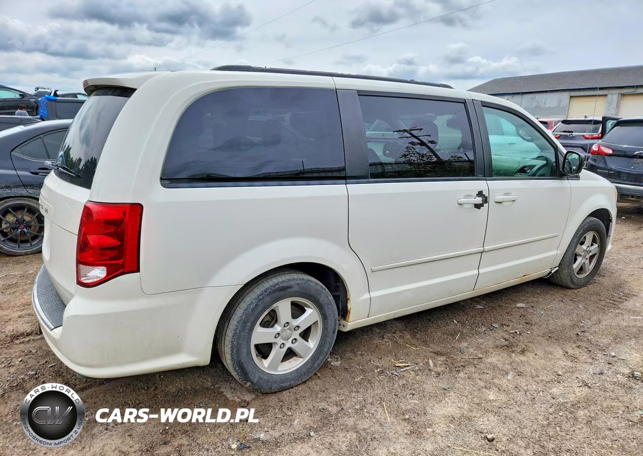 2011 Dodge Grand Caravan Express VIN:2D4RN4DG0BR662986 - 3