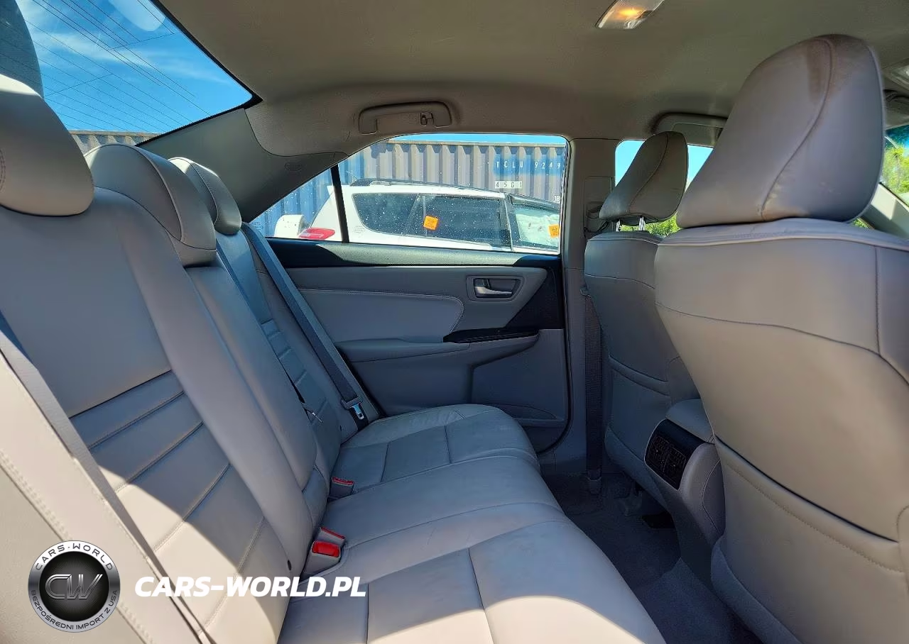2017 Toyota Camry Xle VIN:4T1BF1FK4HU321352 - 10