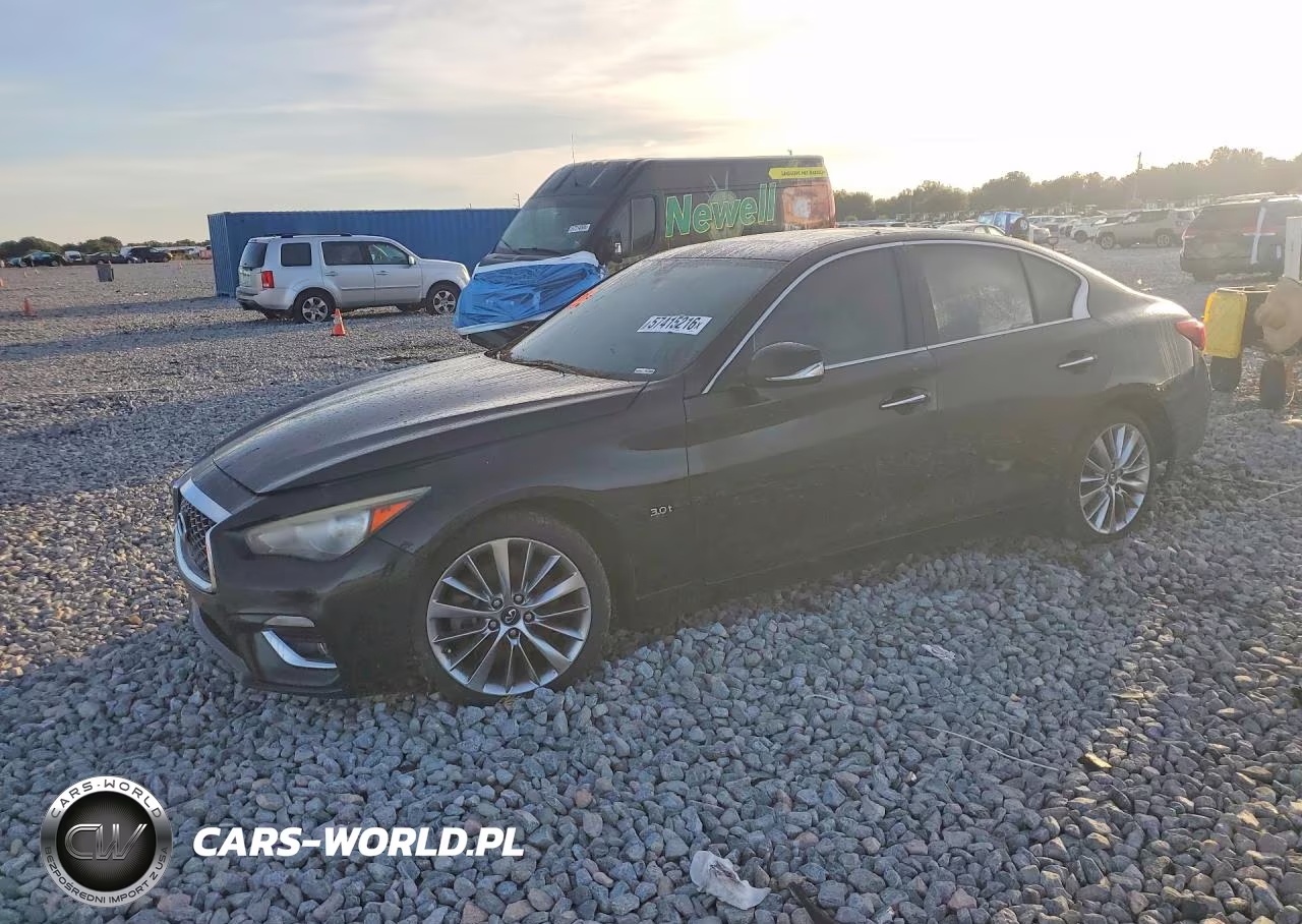 2018 Infiniti Q50 3.0T Luxe – zdjęcie 1 z 12