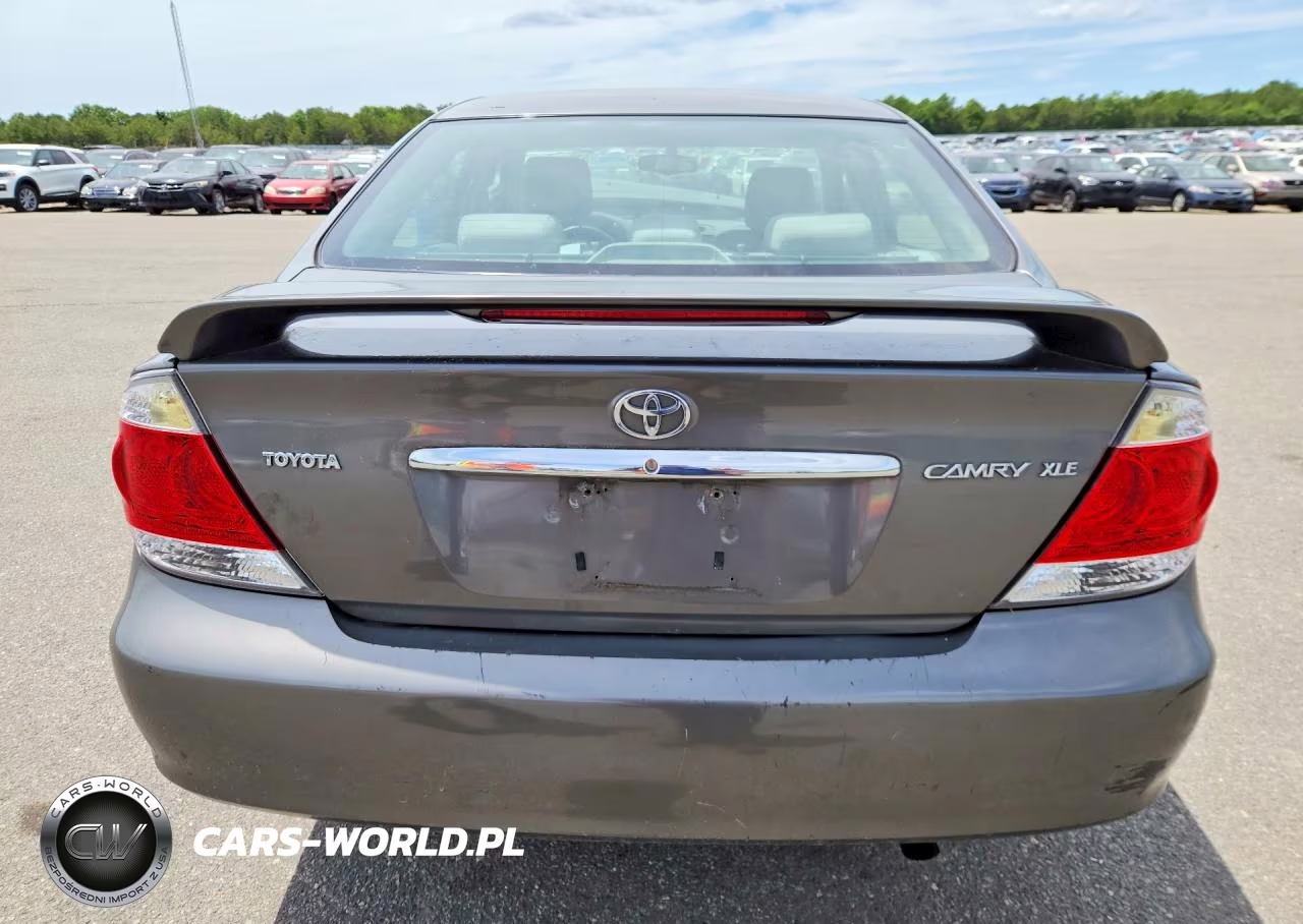 2005 Toyota Camry Xle VIN:4T1BE30K25U554665 - 6