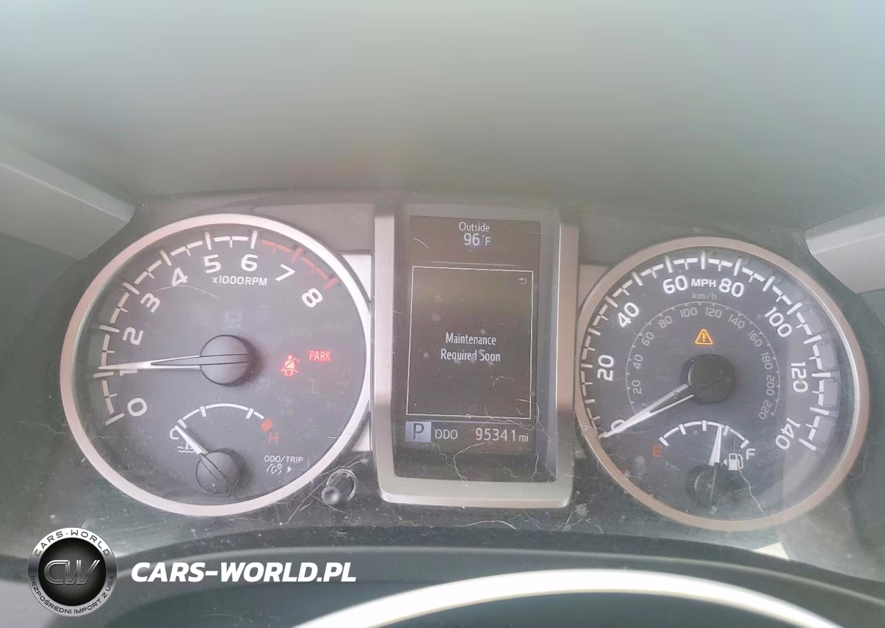 2018 Toyota Tacoma Sr5 V6 VIN:5TFAZ5CN1JX058853 - 9
