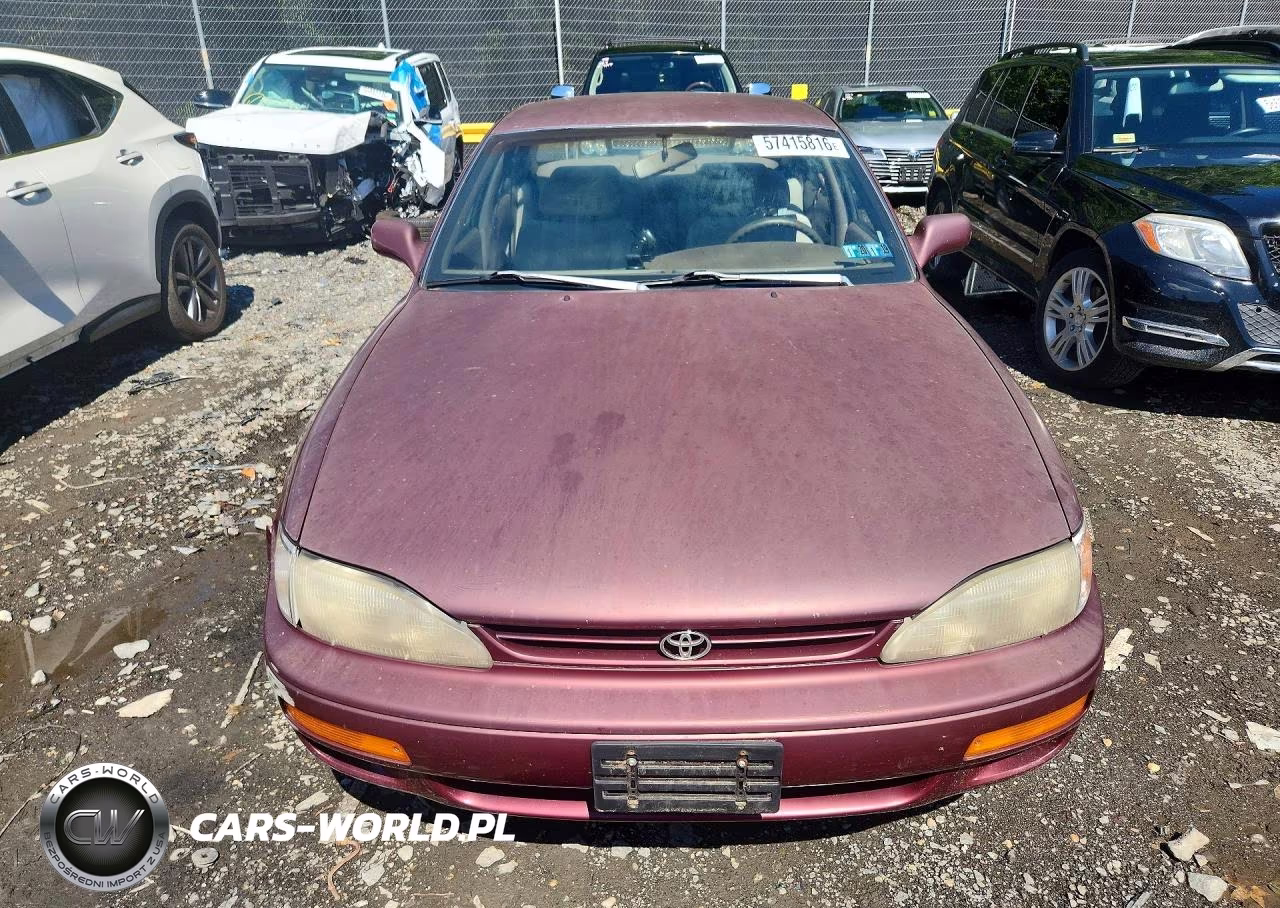 1996 Toyota Camry Le VIN:4T1BG12K3TU775751 - 5