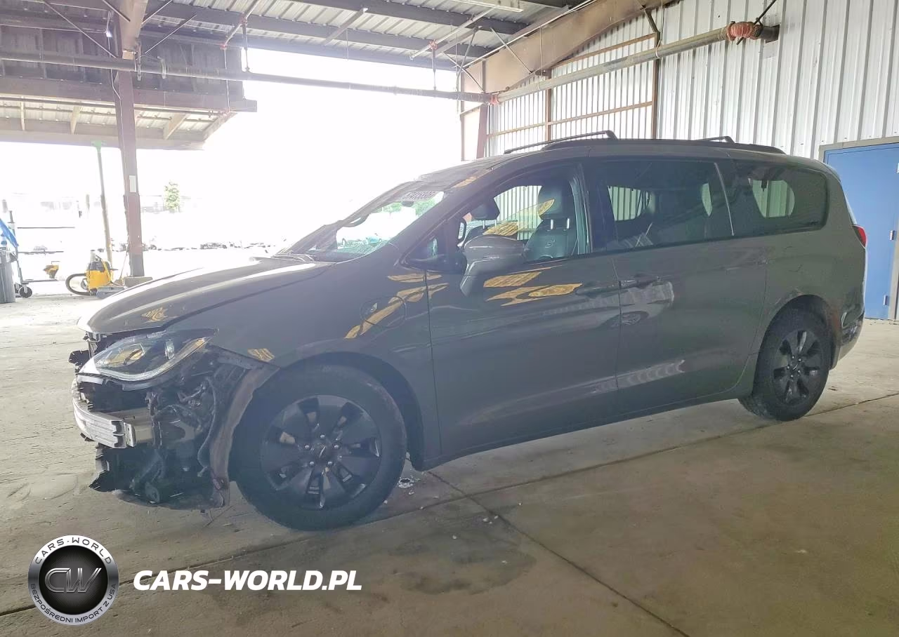 2020 Chrysler Pacifica Hybrid Limited