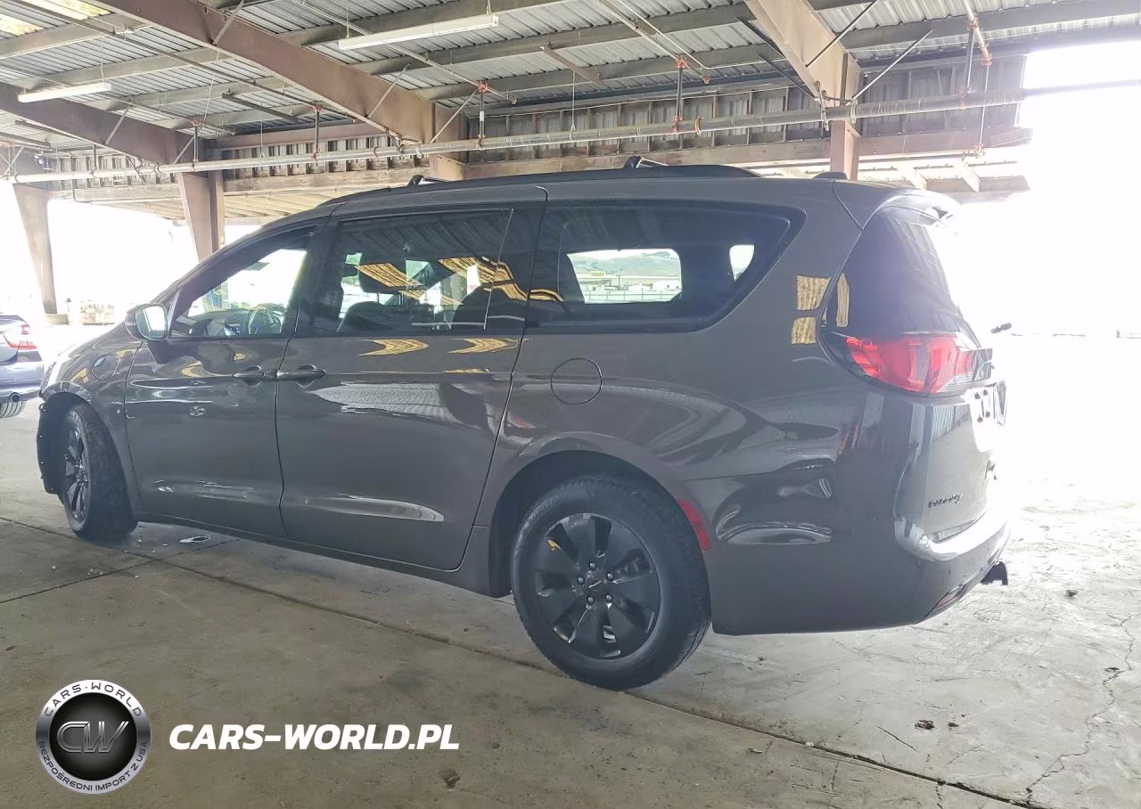 2020 Chrysler Pacifica Hybrid Limited VIN:2C4RC1N78LR257718 - 2