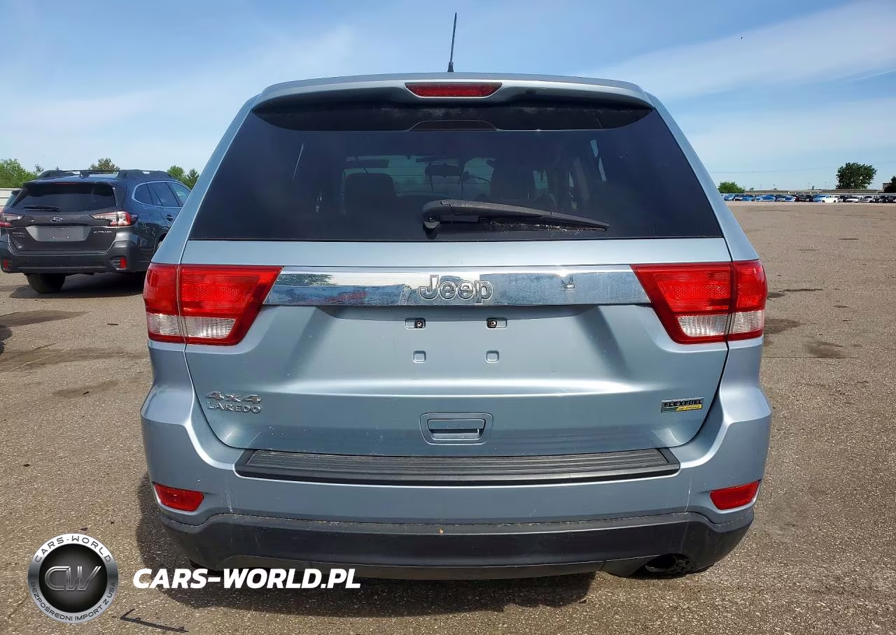 2012 Jeep Grand Cherokee Laredo VIN:1C4RJFAG2CC242679 - 6