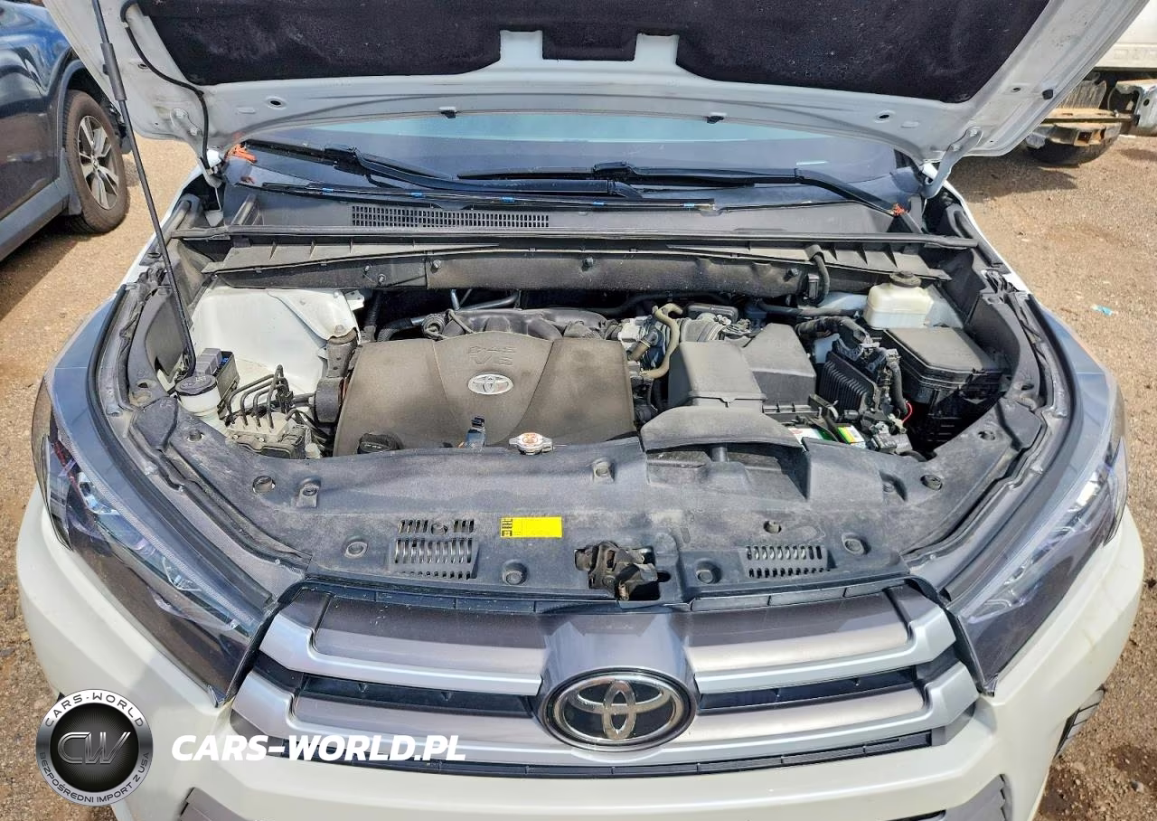 2019 Toyota Highlander Xle VIN:5TDJZRFH5KS596041 - 11